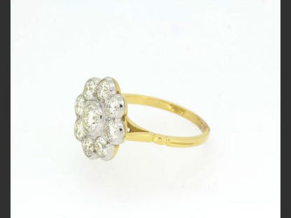 Diamond Floral Cluster Ring, 2.10 carats, 18ct Yellow Gold