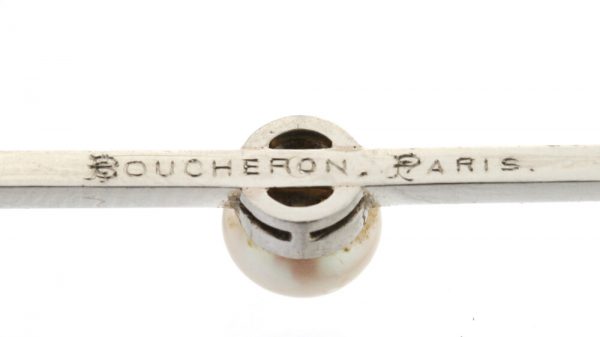 Boucheron Art Deco Platinum Bar Brooch with Natural Freshwater Pearls