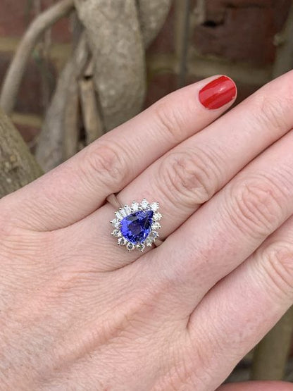 Pear Cut Tanzanite and Diamond Cluster Ring in 18ct Gold, 2.69 carats