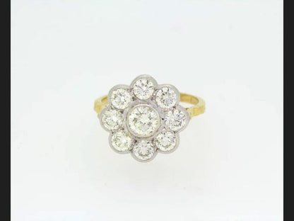 Diamond Floral Cluster Ring, 2.10 carats, 18ct Yellow Gold