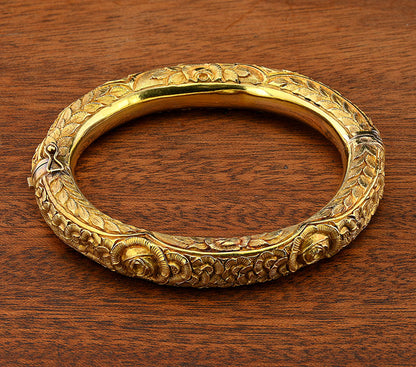 Antique Art Nouveau 18ct Yellow Gold Repousse Bangle Bracelet