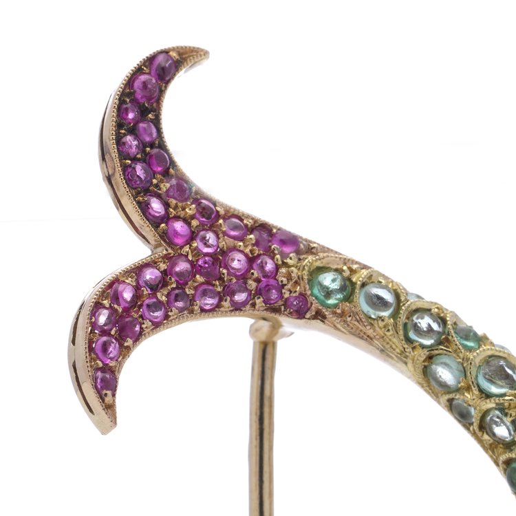 Vintage 5ct Cabochon Emerald Fish Brooch with Rubies