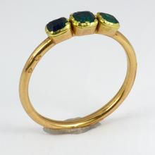 Antique Emerald Gimmel Fede Trinity Ring, 18ct yellow gold, Circa 1809-1819