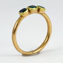 Antique Emerald Gimmel Fede Trinity Ring, 18ct yellow gold, Circa 1809-1819