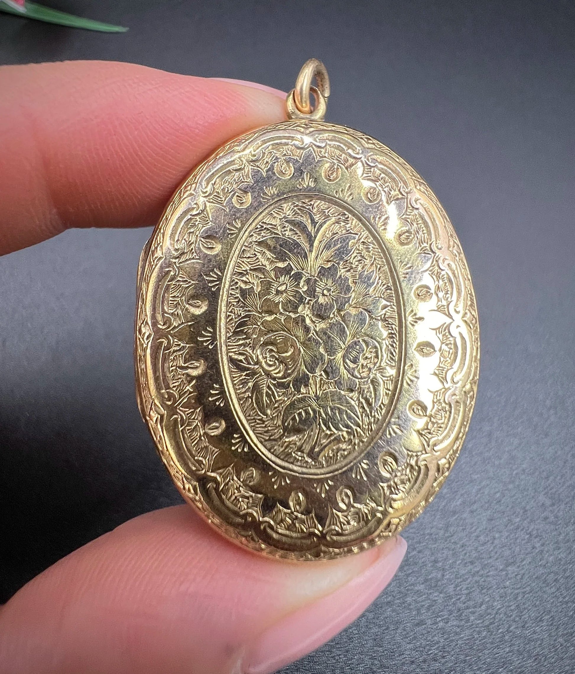 Victorian 15 Carat Yellow Gold Floral Engraved Peony Oval Locket, Circa 1880