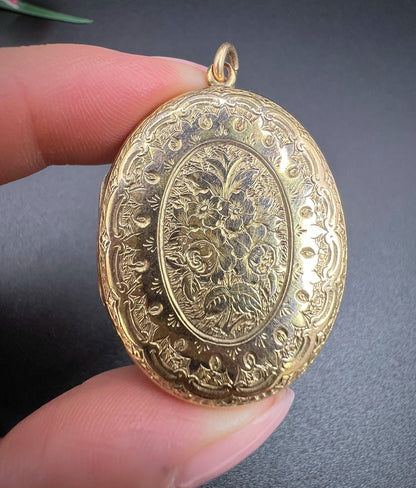 Victorian 15 Carat Yellow Gold Floral Engraved Peony Oval Locket, Circa 1880