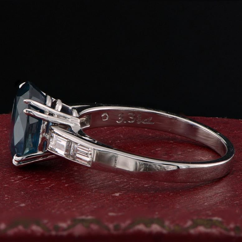 Certified 3.31ct Natural No Heat Sapphire Solitaire Engagement Ring with Baguette Diamond Shoulders