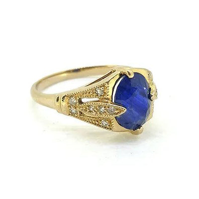 Decorative Sapphire Ring with Diamond Shoulders