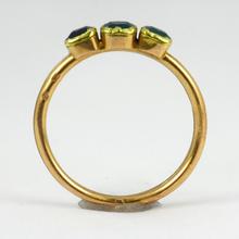 Antique Emerald Gimmel Fede Trinity Ring, 18ct yellow gold, Circa 1809-1819