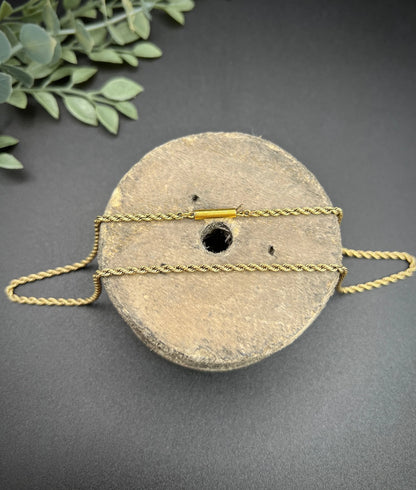 Antique 15 Carat Yellow Gold 16 1/2 Inch Solid Rope Link Chain, Circa 1890