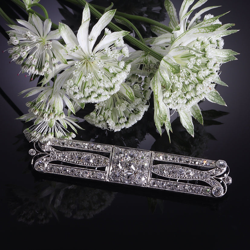 Art Deco 7.30ct Old Cut Diamond and Onyx Bar Brooch in Platinum
