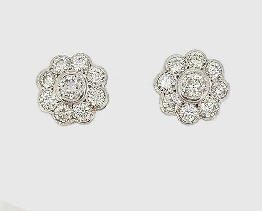 2.60ct Diamond Daisy Flower Cluster Stud Earrings, set with brilliant-cut diamonds, in 18ct white gold. Total diamond weight: 2.60 carats.
