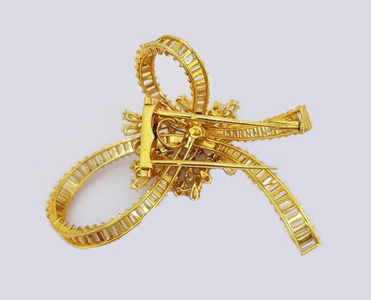Vintage Multi Cut Diamond Bow Brooch in 18ct Yellow Gold
