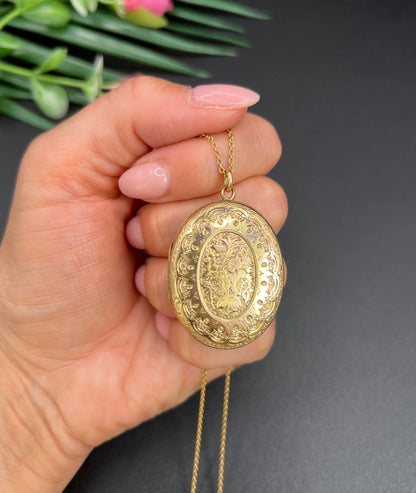 Victorian 15 Carat Yellow Gold Floral Engraved Peony Oval Locket, Circa 1880