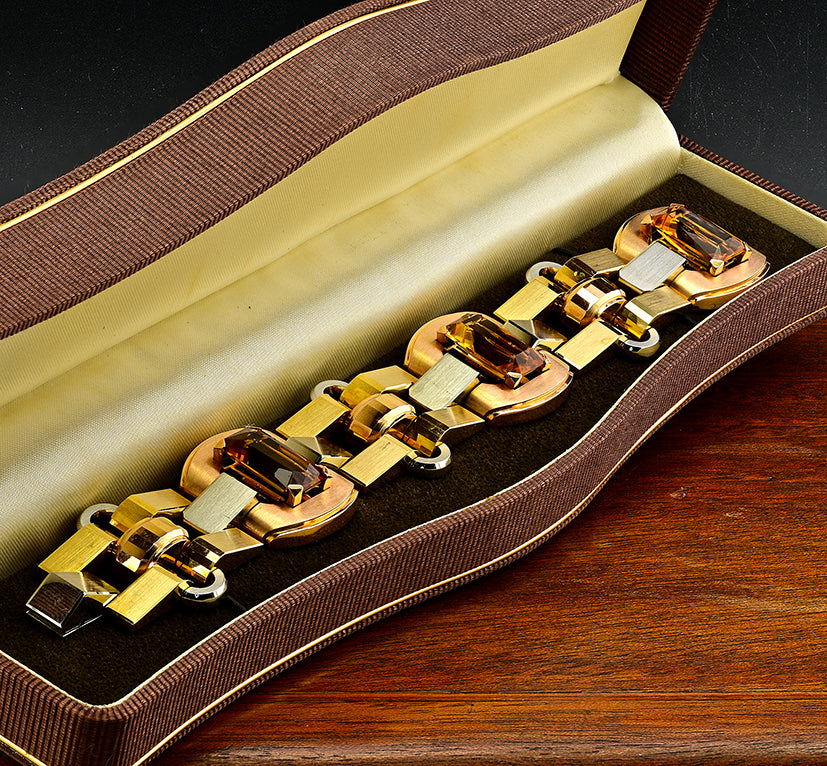 Late Art Deco Italian 23.70ct Citrine and Tri Gold Tank Bracelet by Illario, Circa 1930