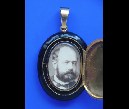 Antique Victorian Eliza Falize's Onyx, Diamond and 18ct Gold Oval Locket; bearing initials EF for Eliza, Alexis Falize’s wife, c.1860, France