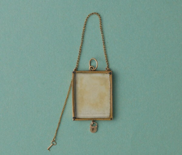 Early 19th Century 18ct Gold Angel Locket, Circa 1809-1810