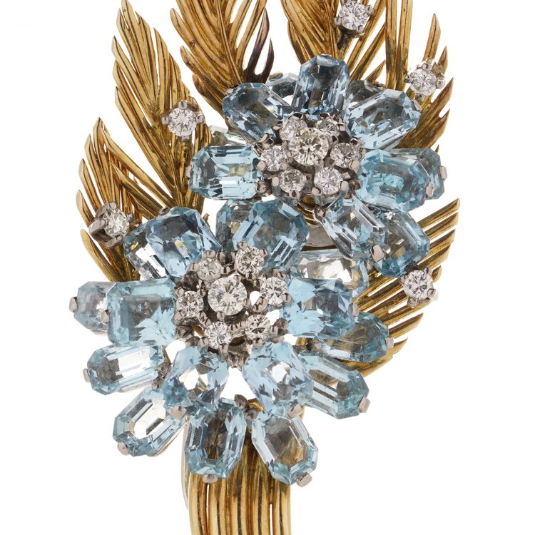 Vintage 10cts Aquamarine Diamond Gold Feather Spray Brooch, Circa 1970s
