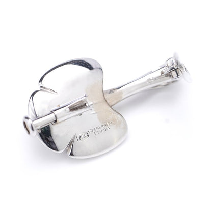 Chaumet 18ct White Gold and Diamond Flower Pin Brooch Pendant, 0.60 carats