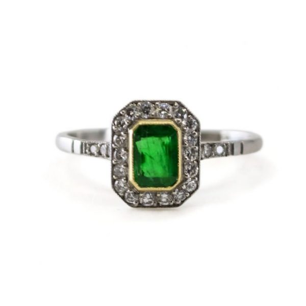 Vintage Emerald, Diamond and Platinum Cluster Ring, 0.85 carats