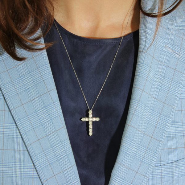 Tiffany and Co Diamond Cross Pendant; set with 11 round brilliant-cut diamonds totalling 2.20 carats, in 18ct white gold, with original box