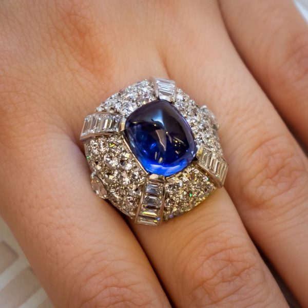 Vintage 9.10ct Sapphire and Diamond Bombé Ring