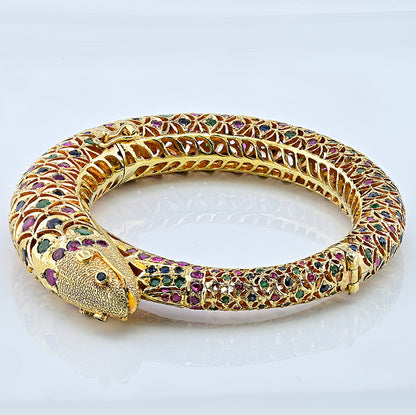 Vintage 1940s Indian 8.30ct Multi Gemstone Gold Fish Bangle Bracelet with Ruby Sapphire Emerald