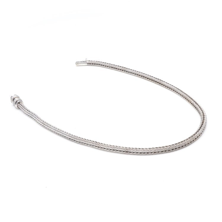 La Pepita 18ct White Gold Woven Wheat Necklace with Diamond Clasp