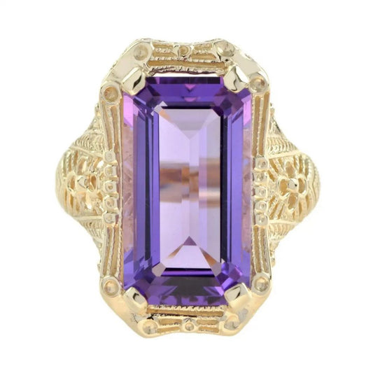 9ct Emerald Cut Amethyst and Yellow Gold Filigree Dress Ring