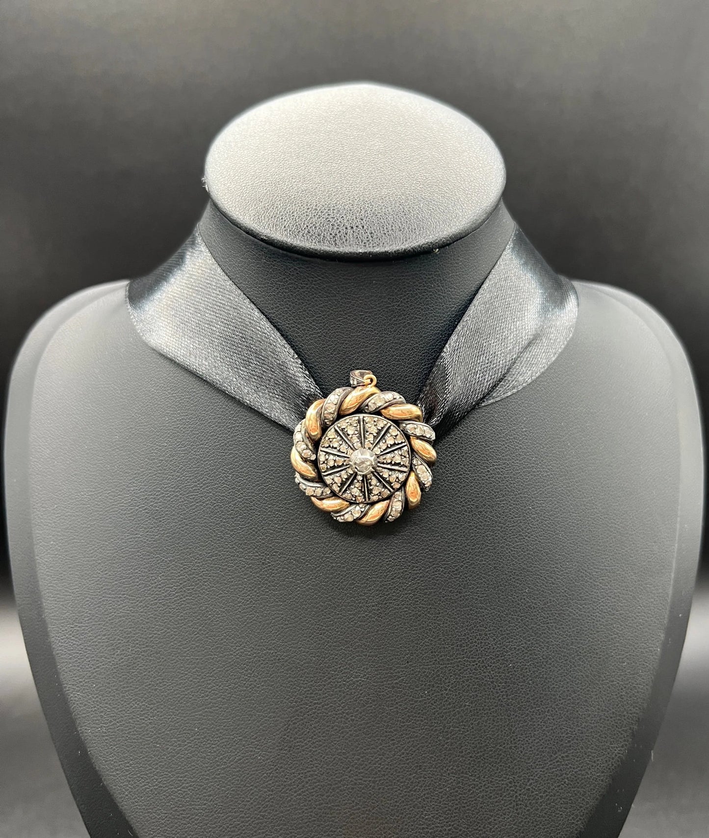 Victorian 18 Carat Yellow Gold and Platinum Diamond Catherine Wheel Pendant
