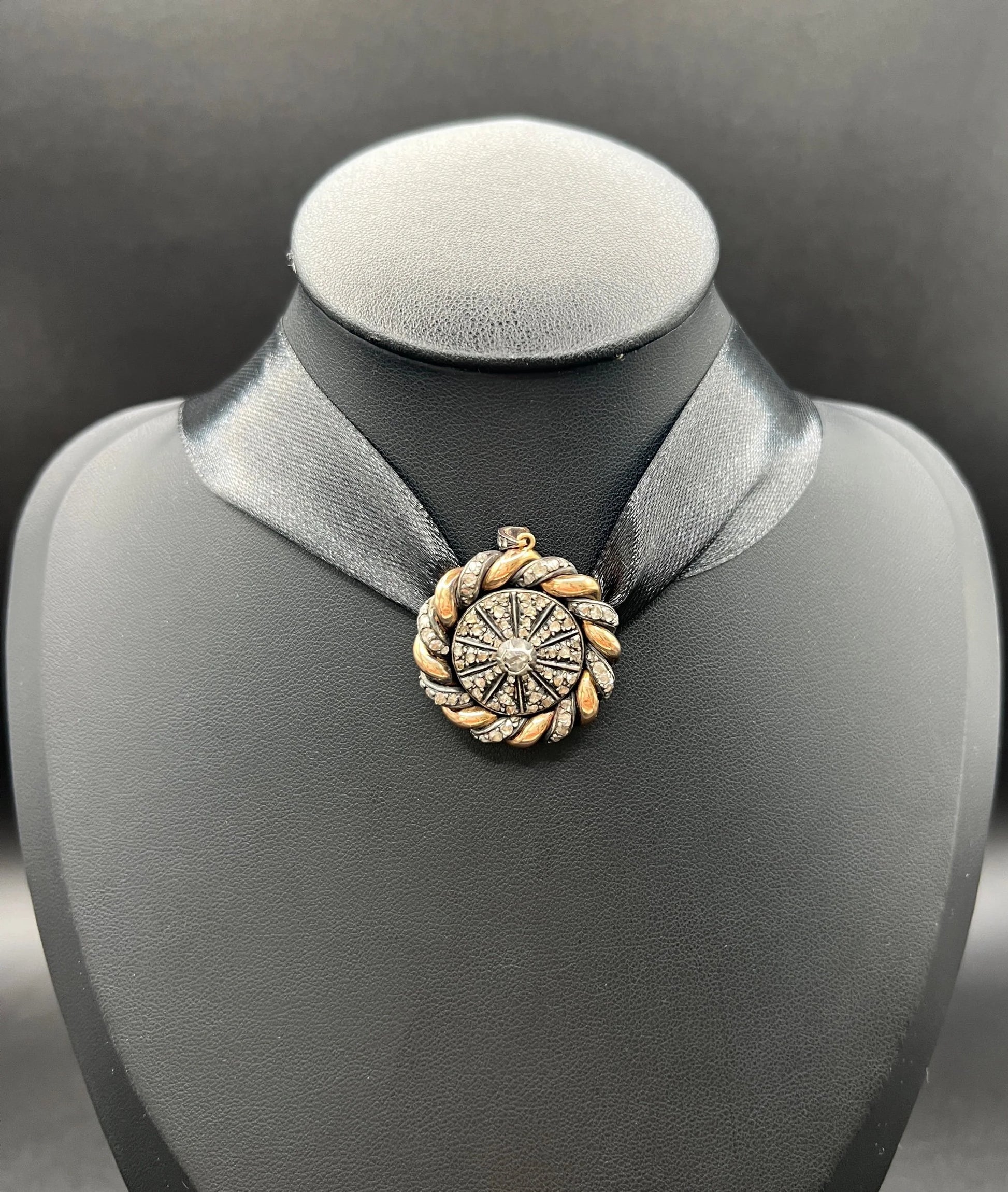 Victorian 18 Carat Yellow Gold and Platinum Diamond Catherine Wheel Pendant
