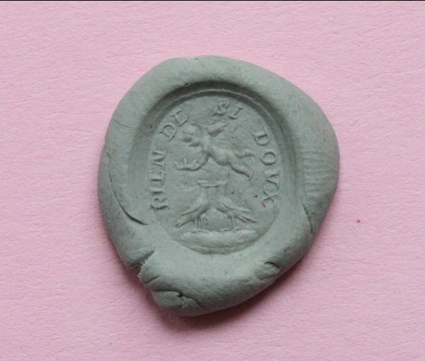 18th Century Carnelian Intaglio and 18ct Gold Triple Seal