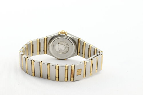 Omega Constellation Ladies 22mm MOP Diamond Dial, in Steel and Gold Quartz Watch, original Omega mother of pearl dial with 12 diamond hour markers, Steel and gold bracelet strap
