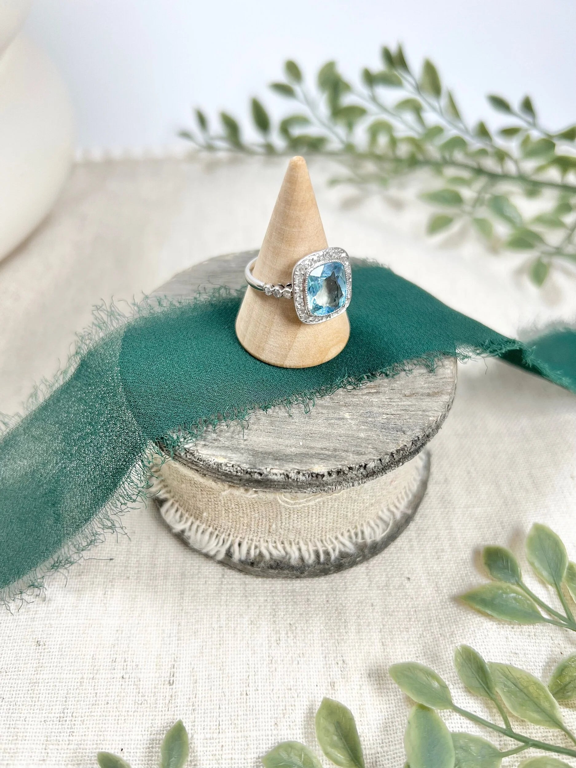 Vintage Platinum 1940s Aquamarine & Diamond Halo Cluster Dress Ring