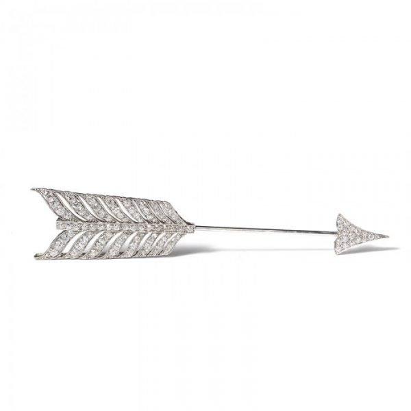 Antique Edwardian Diamond and Platinum Arrow Jabot Pin Brooch; set with 4.40 carats of old-cut, single-cut and rose-cut diamonds