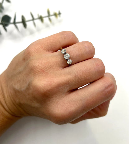 Antique 18 ct Yellow Gold, 1920's 0.85 Carat Diamond Three Stone Engagement Ring