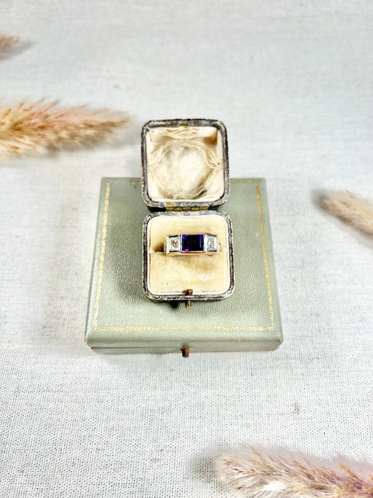 Vintage 18 Carat Gold Amethyst and Brilliant Cut Diamond Fraternity Ring, Circa 1950