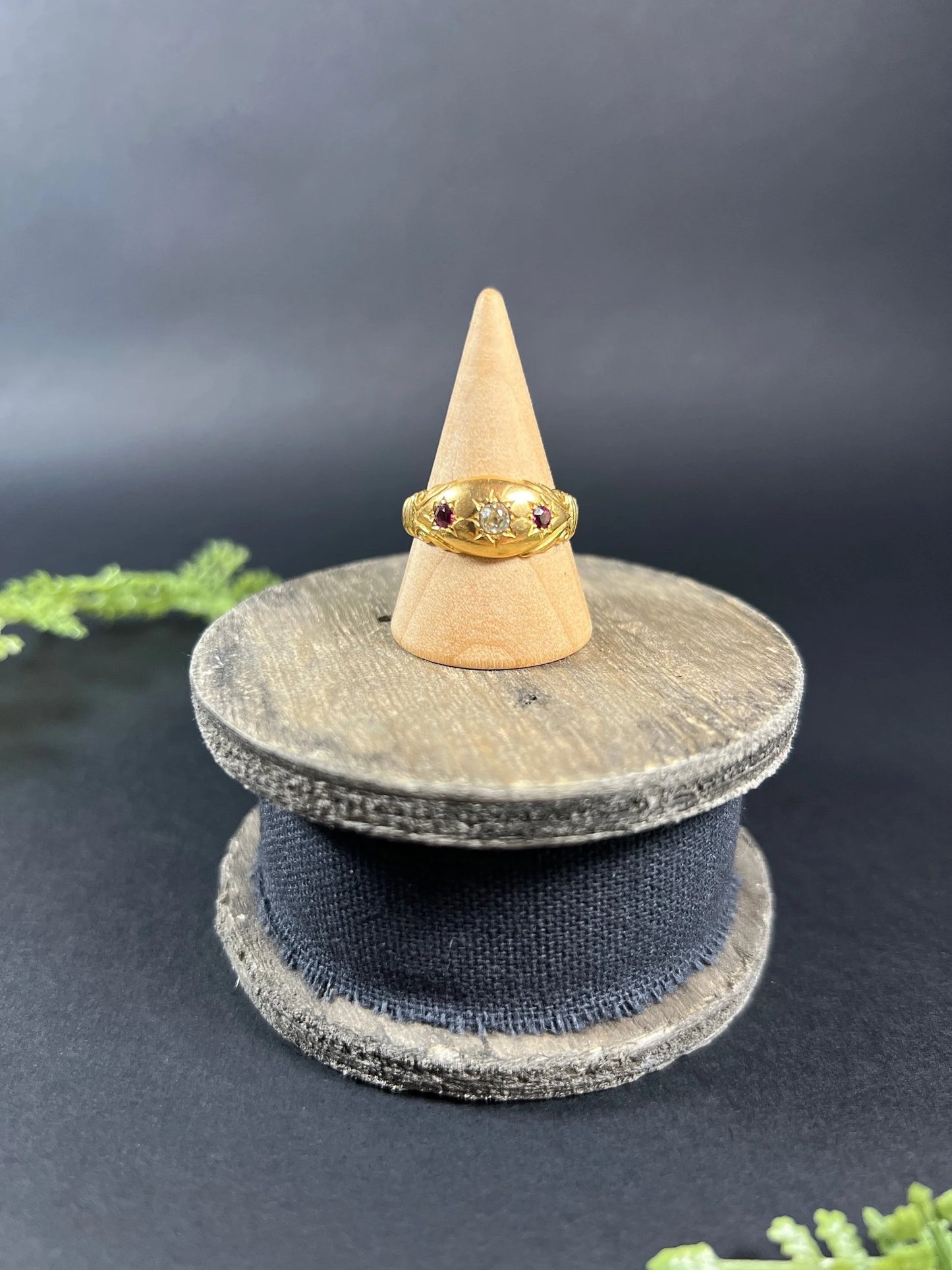 Antique 22ct Yellow Gold, Birmingham Hallmarked 1920, Ruby & Diamond Star Set 3 Stone Gypsy Ring