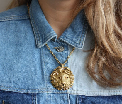 Vintage French 18ct Yellow Gold Leo Lion Pendant with Diamonds, Circa 1970