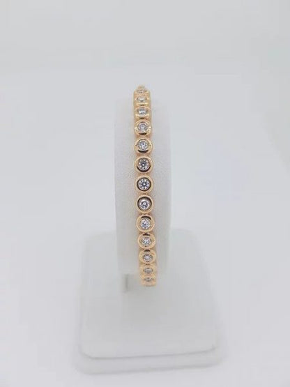 Diamond Bangle Bracelet in 18ct Rose Gold, 1.13 carat total
