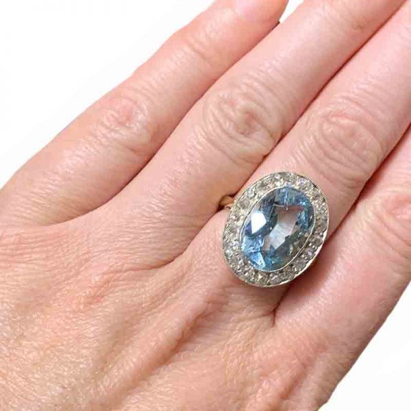 Antique Edwardian 9ct Aquamarine and Diamond Oval Cluster Ring