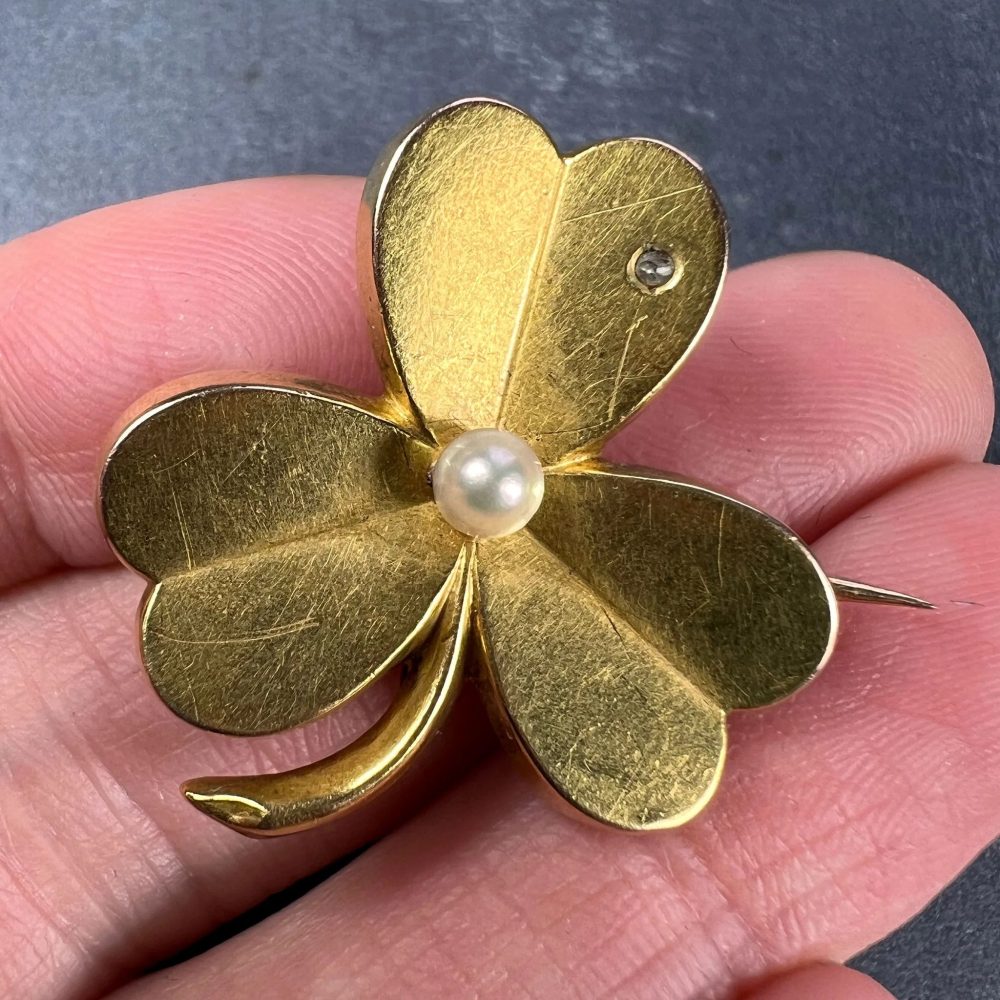 French Natural Pearl and 18ct Yellow Gold Clover Pendant come Brooch
