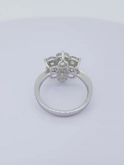 Diamond Daisy Flower Cluster Ring in 18ct White Gold, 2.92 carats