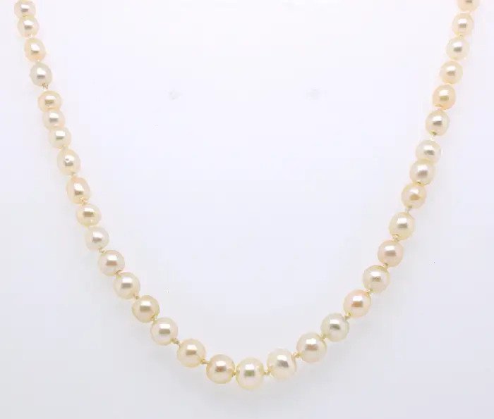 Art Deco Natural Saltwater Pearl Necklace with Diamond Clasp