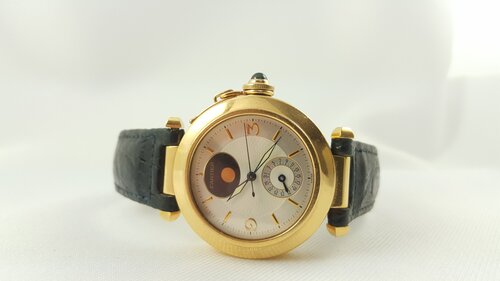 Cartier Pasha Night and Day 18ct Yellow Gold 38mm Automatic Watch