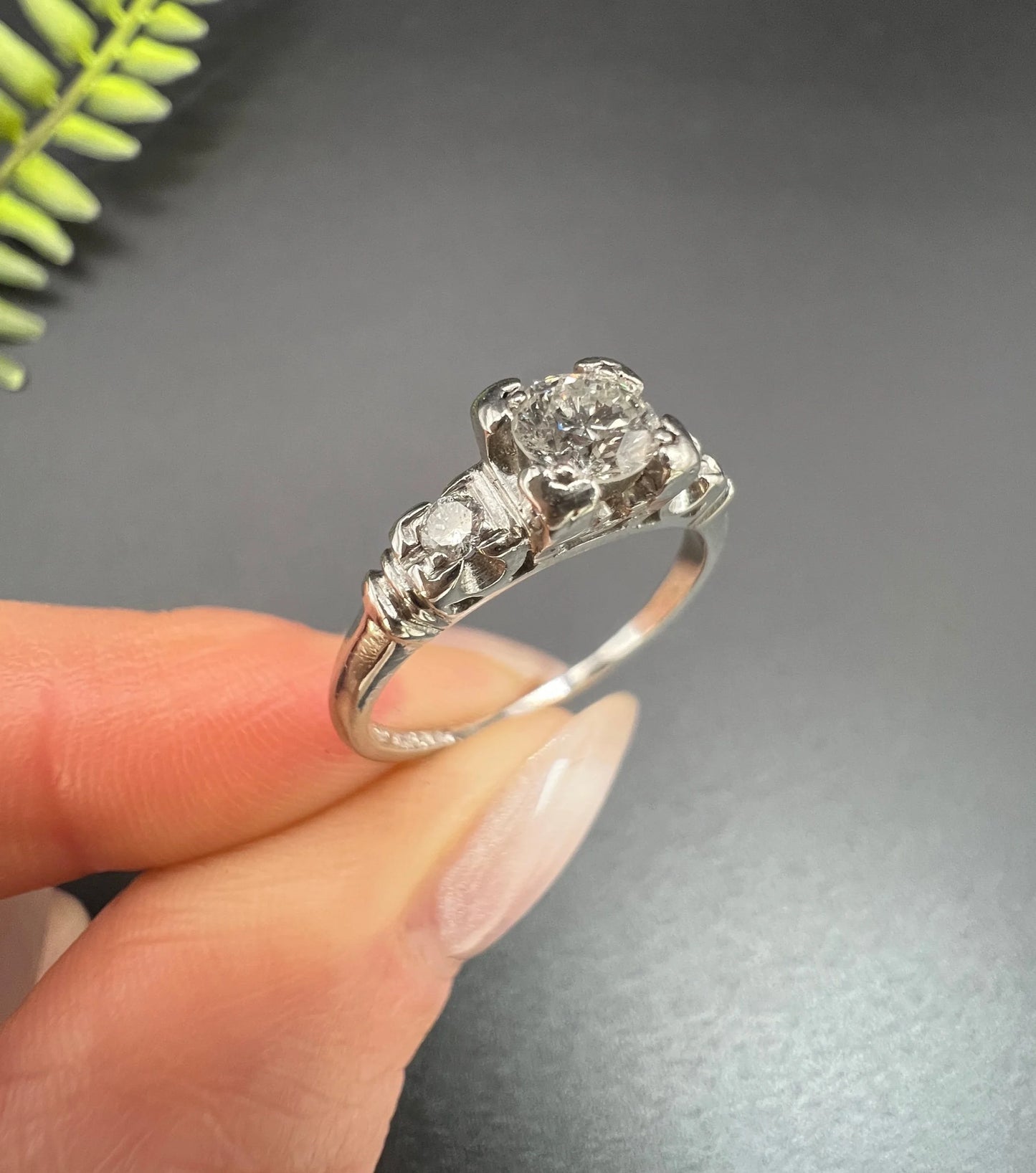 Antique Platinum 1920's Single Stone Diamond Engagement Ring With Diamond Shoulders