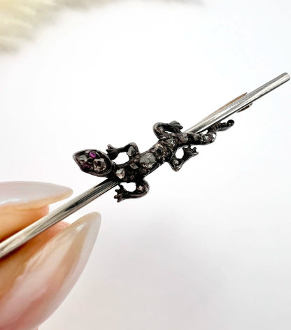 Antique 15ct Gold & Platinum, Victorian Diamond Lizard Brooch
