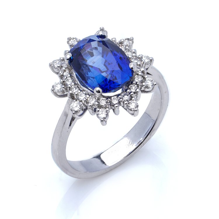 1.80ct Sapphire and Diamond Oval Cluster Ring in 18ct White Gold