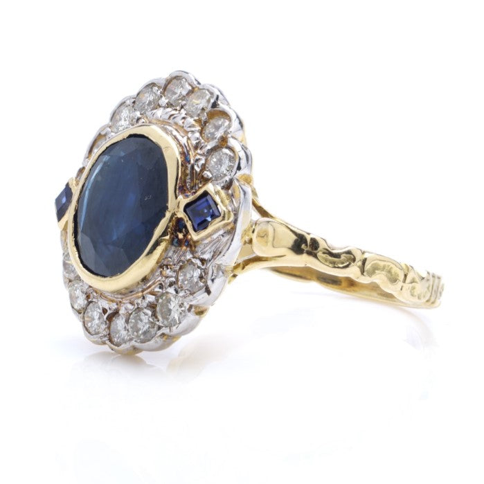 Vintage 2ct Sapphire and Diamond Cluster Ring