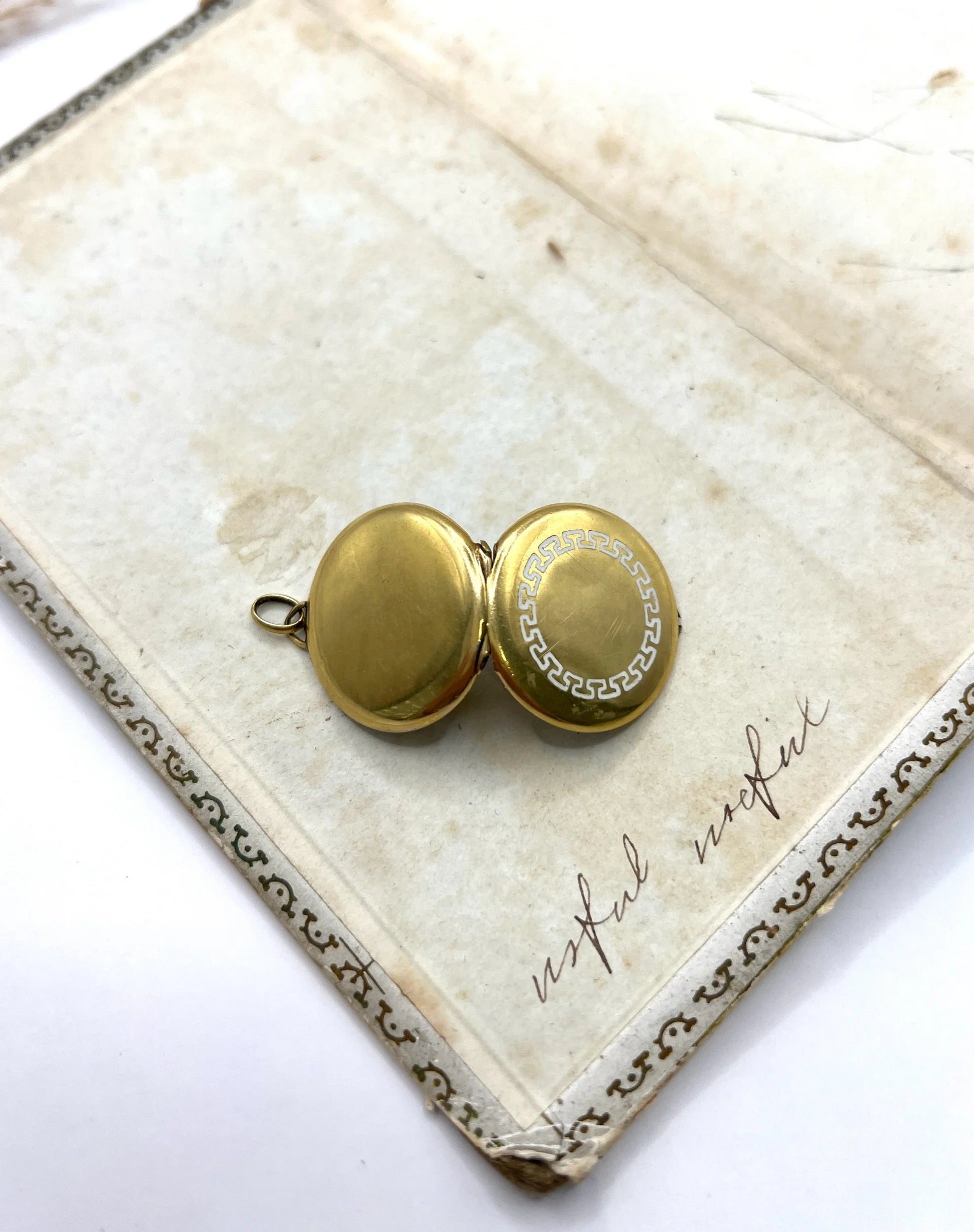 Antique 15ct Yellow Gold, Edwardian era Greek Key White Enamel Round Locket